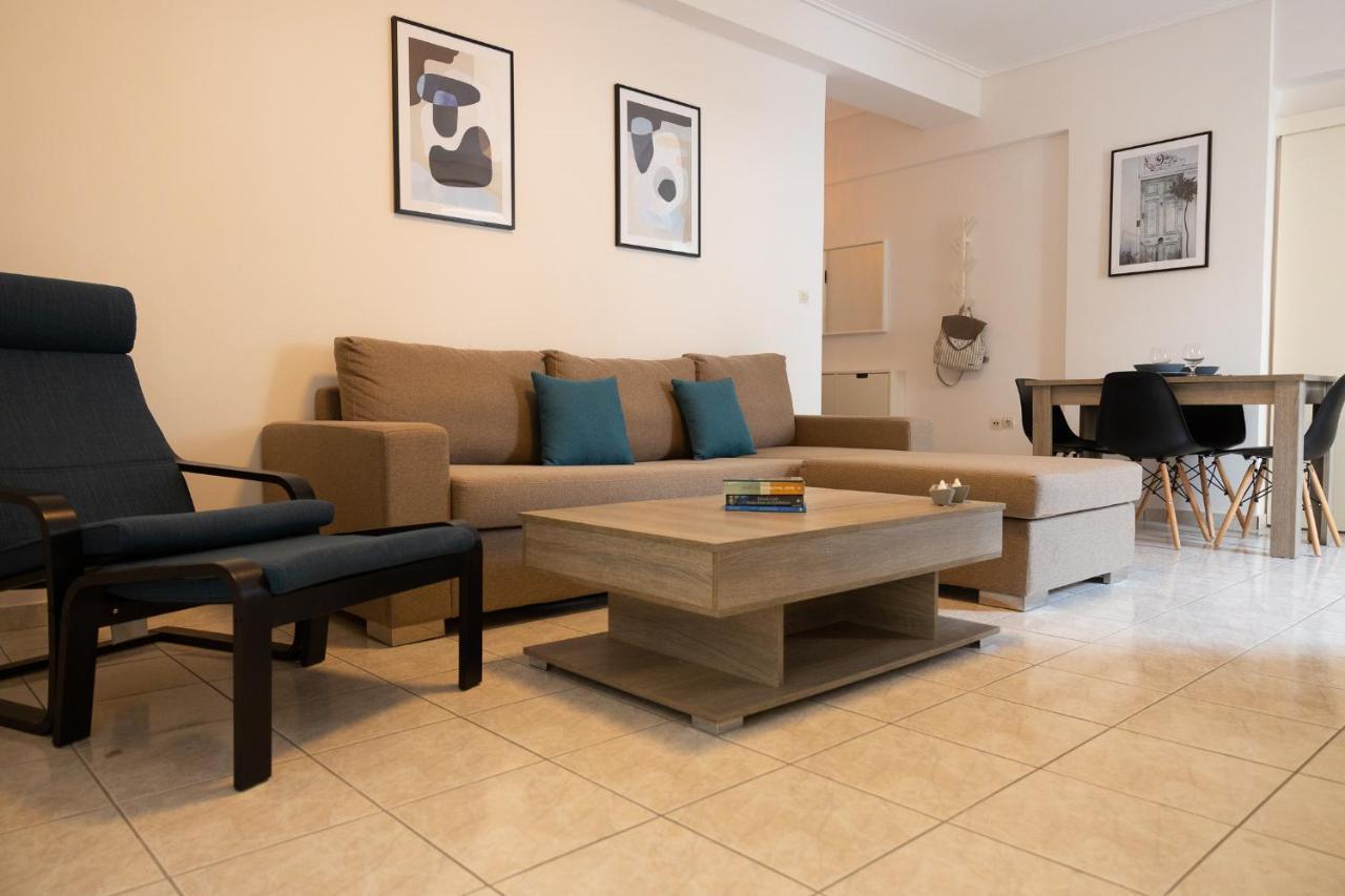 Spacious Apartment Close To The Sea And The City Center Ateny Zewnętrze zdjęcie